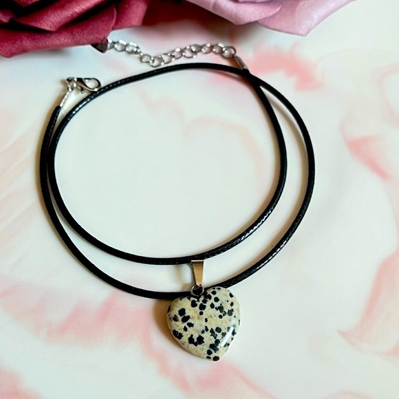 Natural Stone Heart Pendant Necklace - Picture 1 of 2